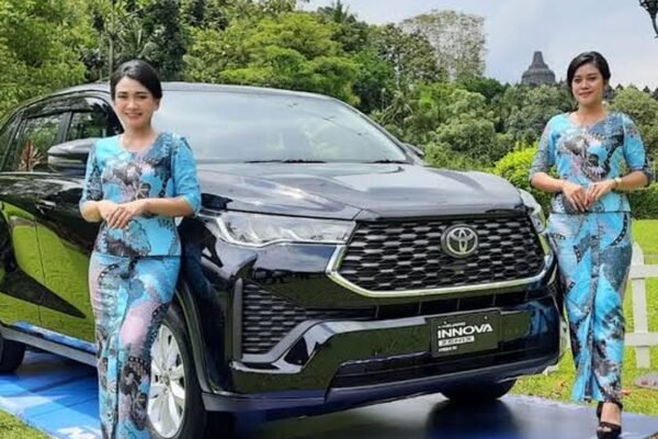 Innova Zenix